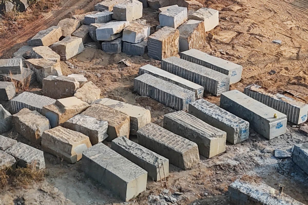 Gang Saw 300*180*120 UP - Sai Stone