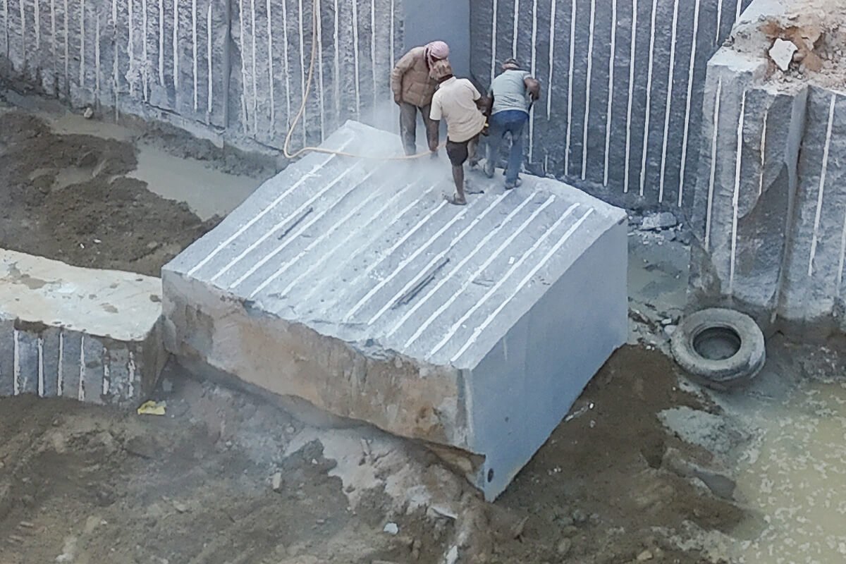 special-size 450*150*100 UP - Sai Stone